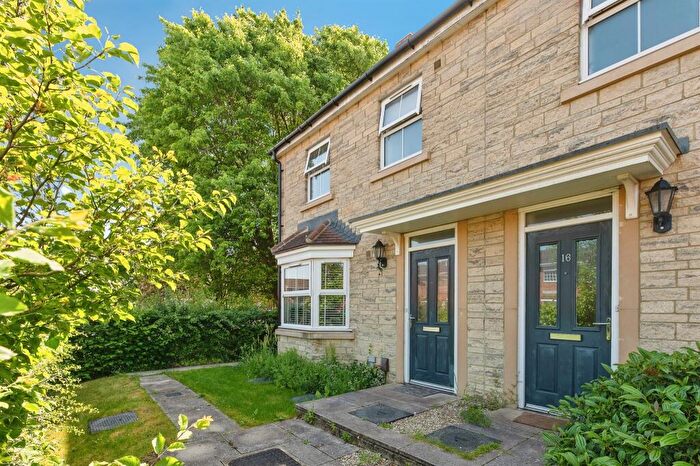 3 Bedroom Semi Detached House For Sale In Dilton Close, Trowbridge, BA14