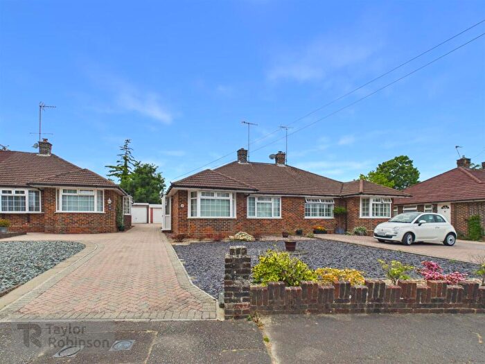 2 Bedroom Bungalow For Sale In Perryfield Road, Southgate, Crawley, RH11