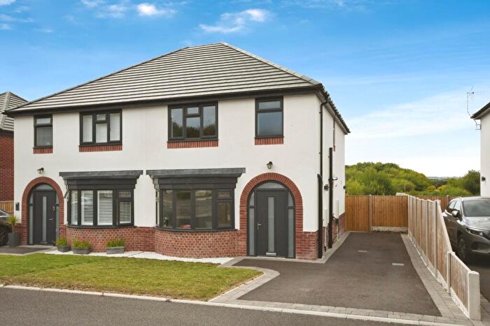 3 Bedroom Semi-Detached House For Sale In Williams Way, Temple Normantion, Chesterfield, S42