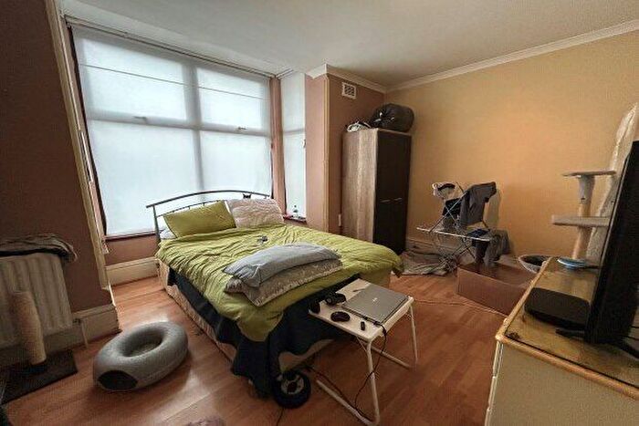 1 Bedroom Flat To Rent In Chester Road, Sutton Coldfield, B73
