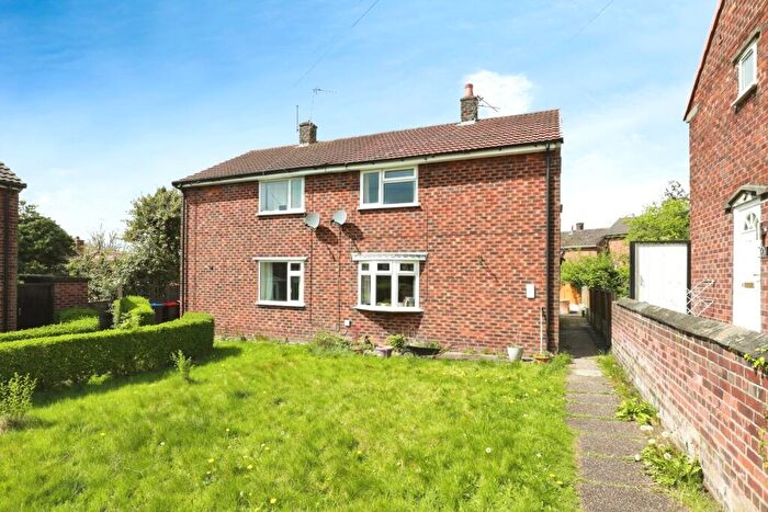 3 Bedroom Semi Detached House For Sale In Westfield Grove, Barnton, Northwich, Cheshire, CW8
