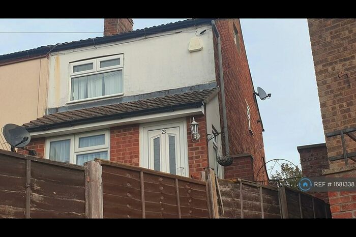 2 Bedroom End Of Terrace House To Rent In Baker Street, Irthlingborough, NN9