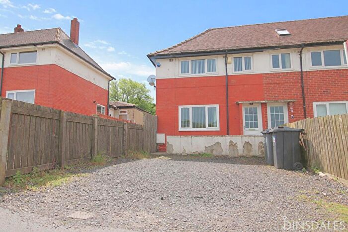 3 Bedroom Terraced House To Rent In Northallerton Road, Bradford, BD3