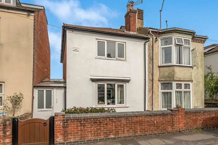 2 Bedroom Semi Detached House For Sale In Priory Road, St Denys, Southampton, Hampshire, SO17