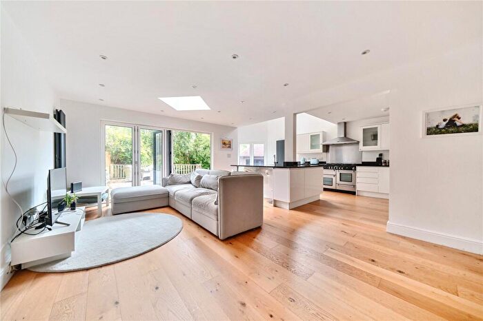 4 Bedroom Detached House For Sale In Station Road, Eynsford, Dartford, Kent, DA4