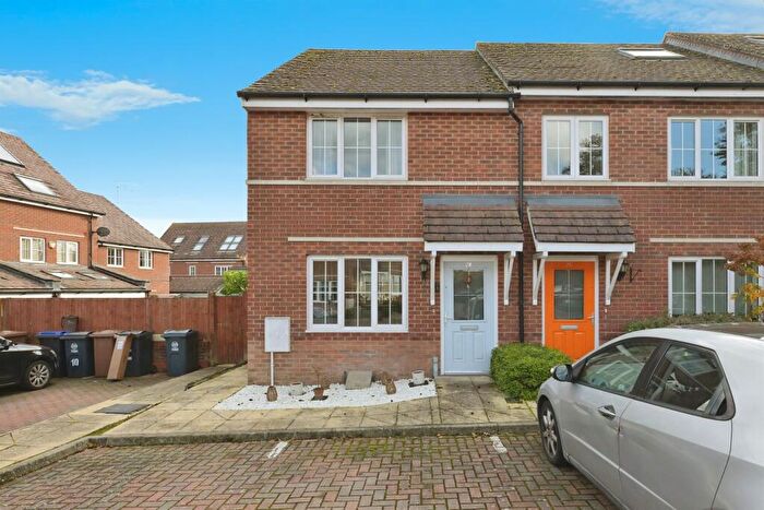 2 Bedroom End Of Terrace House For Sale In Stoney Fields, Watton At Stone, Hertford, SG14