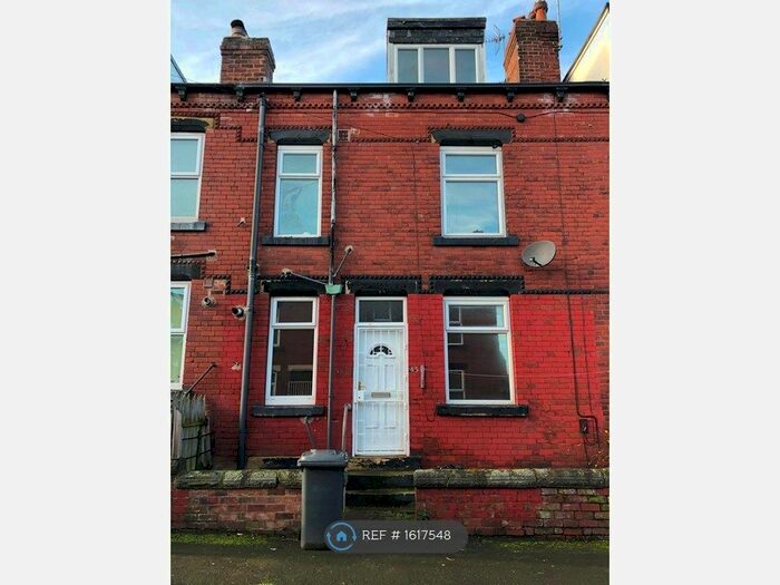 2 Bedroom Terraced House To Rent In Edinburgh Avenue, Leeds, LS12
