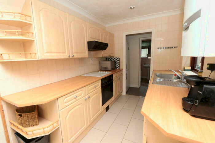 3 Bedroom Semi-Detached House To Rent In Honiton Road, Romford, RM7