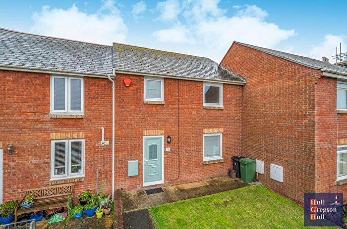 3 Bedroom Terraced House For Sale In Clovens Road, Portland, DT5