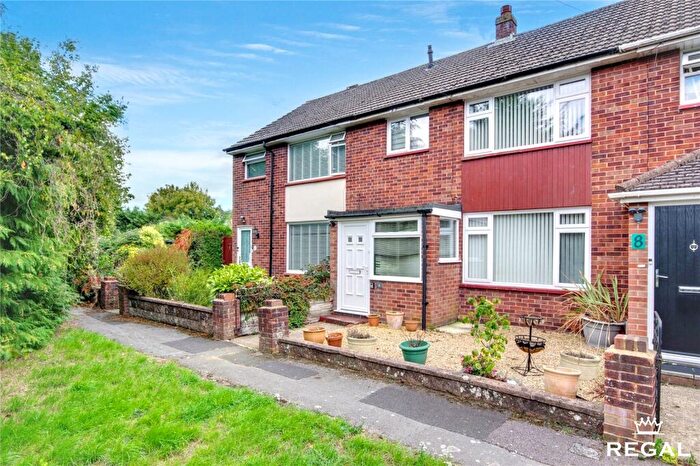 3 Bedroom Terraced House For Sale In Passfield Close, Eastleigh, SO50