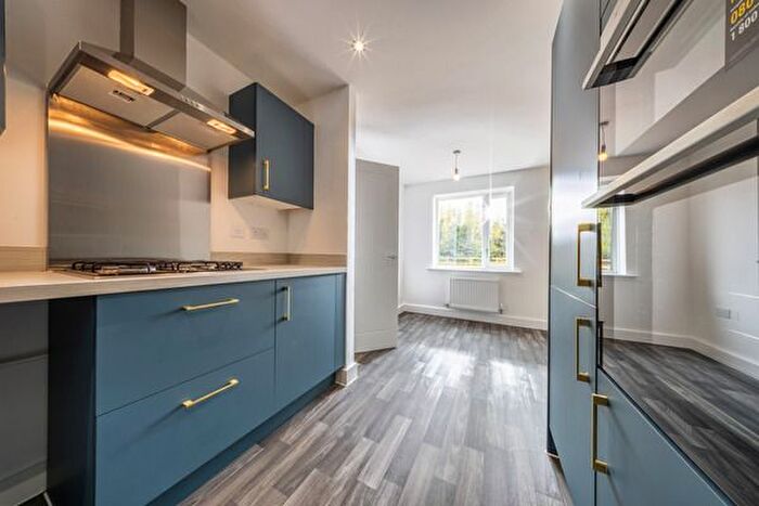 3 Bedroom Semi-Detached House For Sale In Donnington Wood Way, Telford, WV2