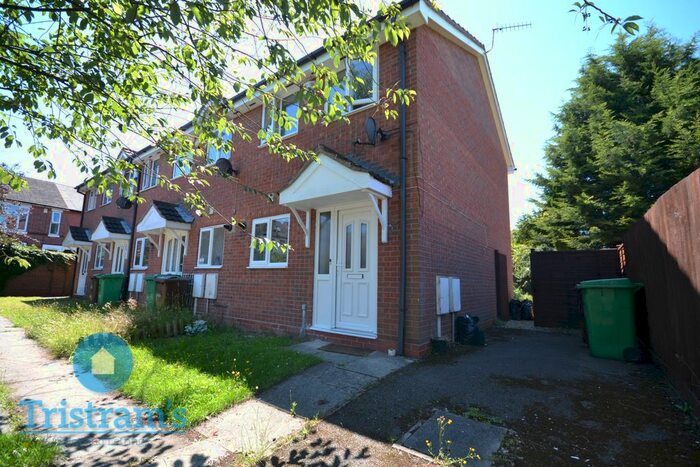 2 Bedroom Semi-Detached House To Rent In Falcon Close, Lenton, Nottingham, NG7