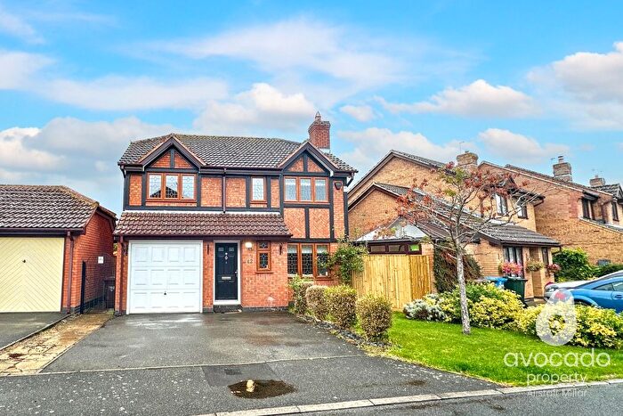 4 Bedroom Detached House For Sale In Ravencroft, 'old Langford' Bicester, OX26