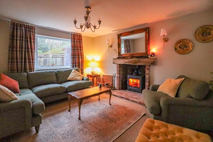 2 Bedroom Detached Bungalow For Sale In Sandy Crescent, Ingoldisthorpe, King's Lynn, Norfolk, PE31