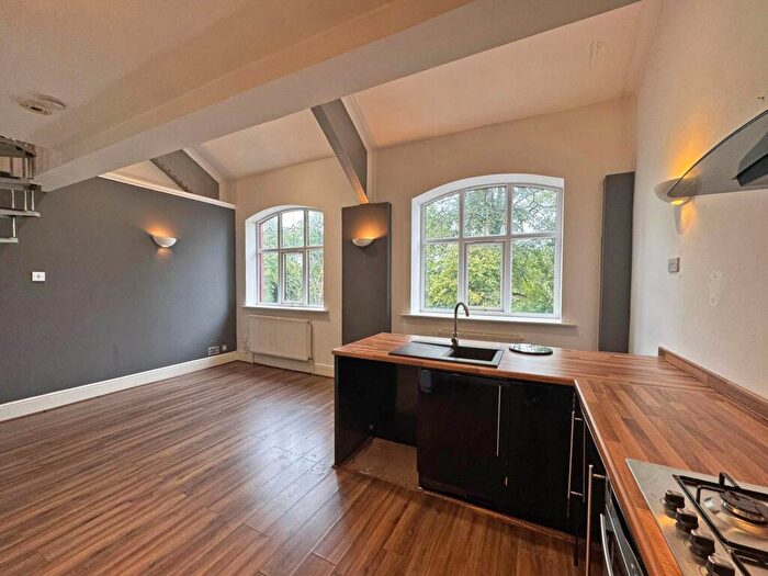 2 Bedroom Flat For Sale In St Pauls House, Royton, OL2