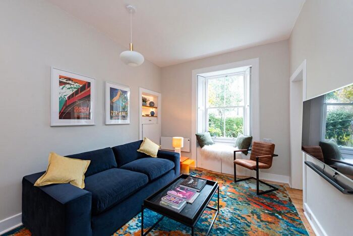 1 Bedroom Flat To Rent In Cobden Terrace, Edinburgh, EH11