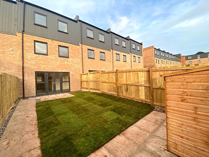 3 Bedroom Town House To Rent In Granite Rise, Pinhoe, Exeter, EX4