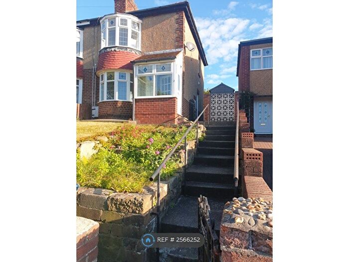2 Bedroom Semi-Detached House To Rent In Stewartsfield, Newcastle Upon Tyne, NE39