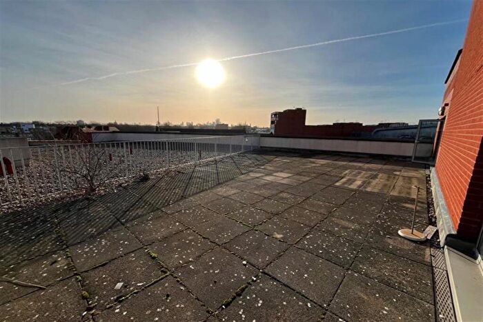 2 Bedroom Apartment To Rent In Vizi London Energy Rating B, N7