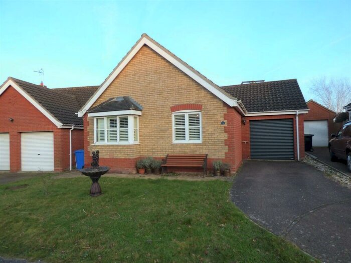 2 Bedroom Detached Bungalow To Rent In Richard Crampton Road, Beccles, NR34