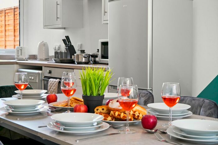 2 Bedroom Flat To Rent In Coop Street, Blackpool, FY1