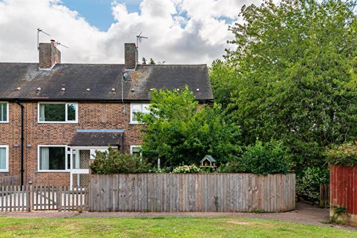 2 Bedroom End Of Terrace House For Sale In Trenchard Close, Newton, NG13