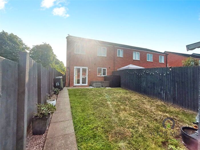 3 Bedroom End Terrace House For Sale In King Edmund Street, Dudley, West Midlands, DY1