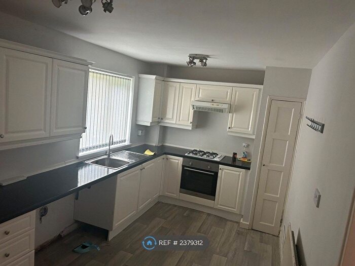 2 Bedroom Flat To Rent In Quinton Park, Coventry, CV3