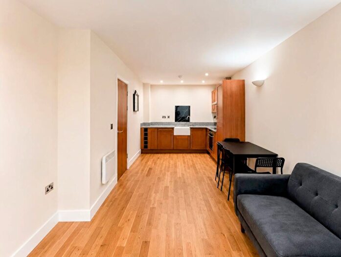 1 Bedroom Apartment To Rent In Advent House, Manchester, M4