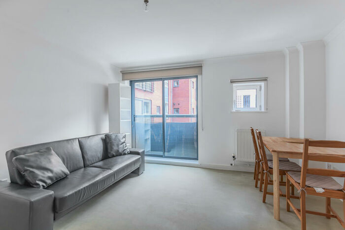 1 Bedroom Flat To Rent In Old Jamaica Road, London, SE16