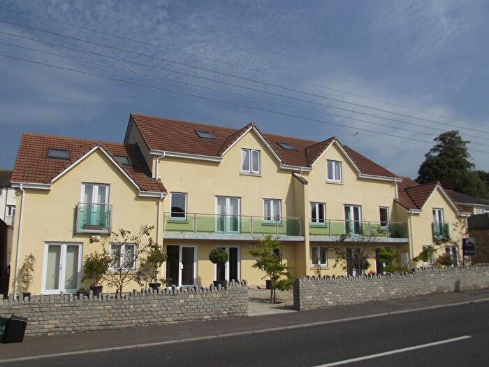 2 Bedroom Apartment To Rent In Kings Castle Court, Wells, BA5
