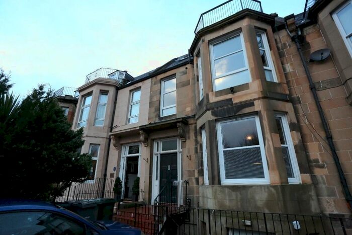 2 Bedroom Flat To Rent In Granville Terrace, Bruntsfield, Edinburgh, EH10