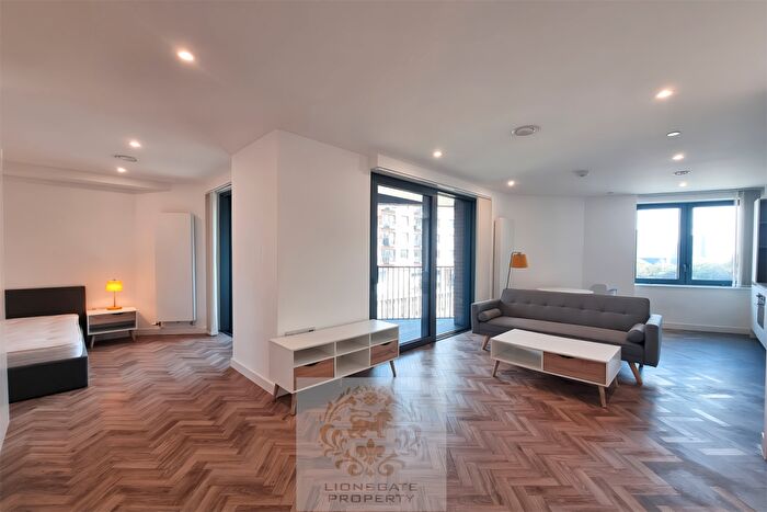 Apartment To Rent In River Apartments, E3