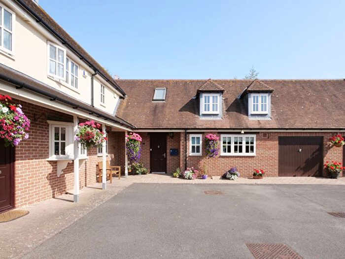 4 Bedroom End Of Terrace House For Sale In Newton Gate, Sturminster Newton, DT10