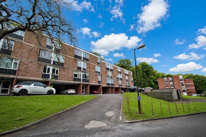 2 Bedroom Flat To Rent In Westacre Close, Bristol, BS10