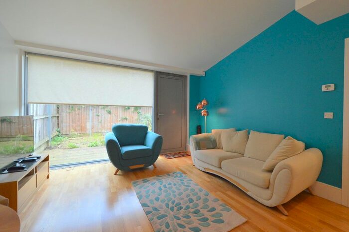 1 Bedroom Flat To Rent In Highbury Stadium Square, London, N5