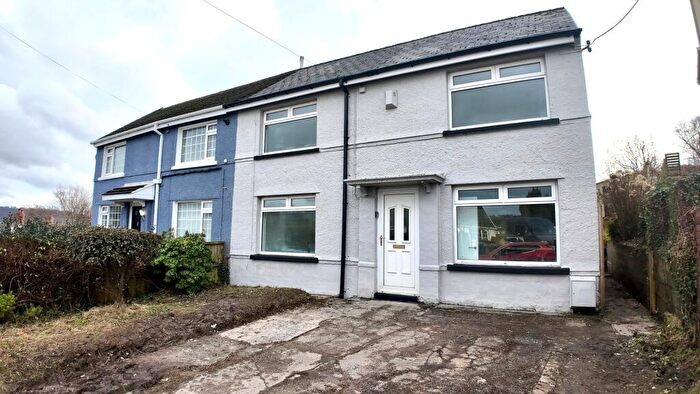 3 Bedroom Semi Detached House For Sale In Albertina Road, Newbridge, NP11