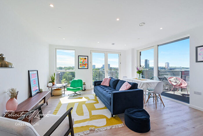 2 Bedroom Flat For Sale In Timberyard Street, London, SE8