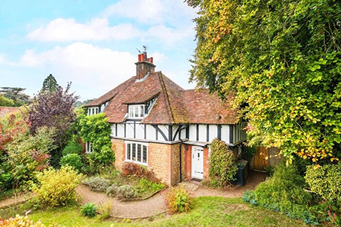 3 Bedroom Detached House For Sale In The Street, Compton, Guildford, Surrey, GU3