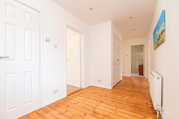 3 Bedroom Detached Bungalow For Sale In Bay Road, Freshwater, PO40