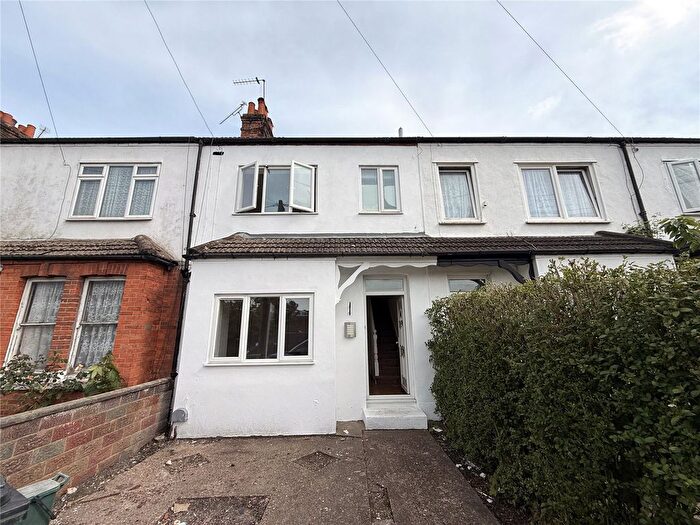 3 Bedroom Terraced House To Rent In Walton Road, Woking, Surrey, GU21