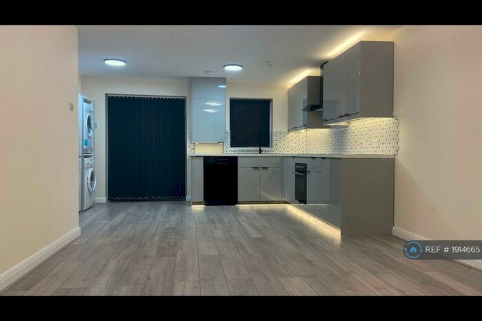 3 Bedroom Terraced House To Rent In Weymouth Close, London, E6