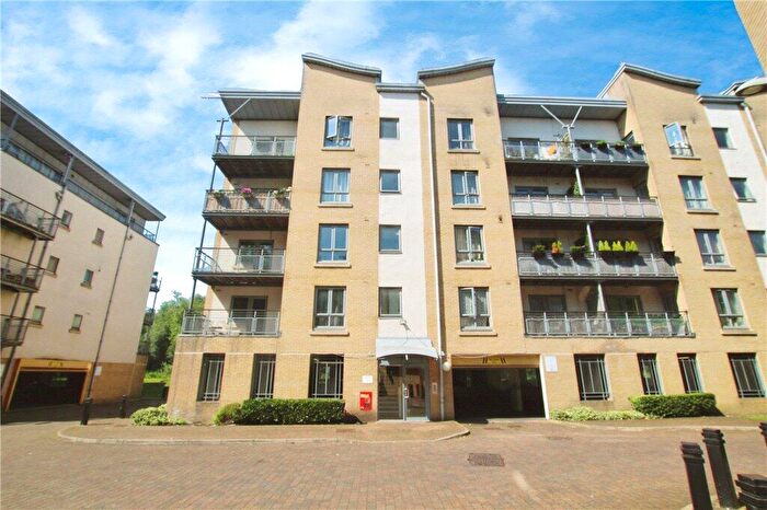 1 Bedroom Apartment For Sale In Yeoman Close, Ipswich, Suffolk, IP1