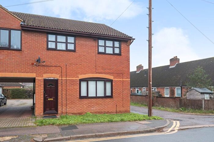 1 Bedroom Apartment For Sale In Brookes Road, Flitwick, MK45