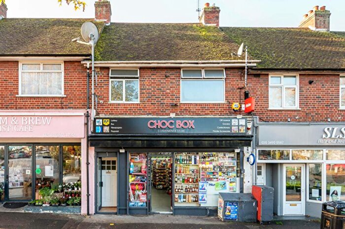 1 Bedroom Flat To Rent In Chessington Parade, Chessington, KT9