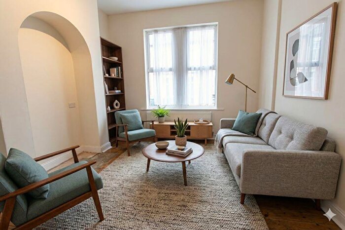 3 Bedroom Terraced House To Rent In Stanhope Road, Northampton, NN2