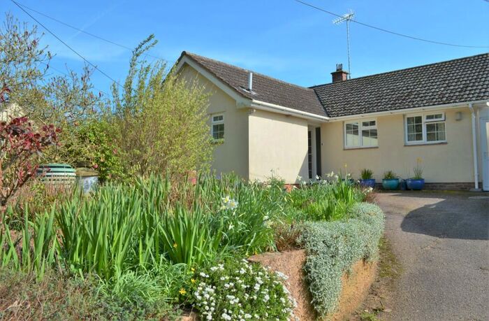 2 Bedroom Bungalow For Sale In Green End Lane, Plymtree, Cullompton, Devon, EX15