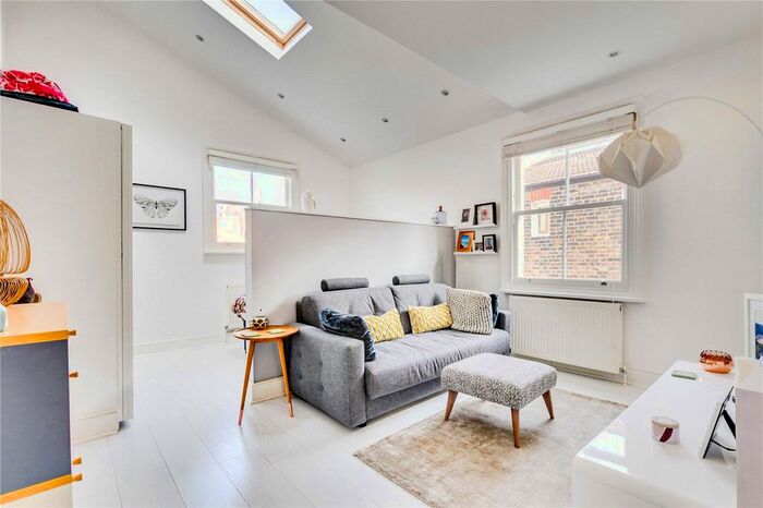 Studio To Rent In Harbord Street, London, SW6
