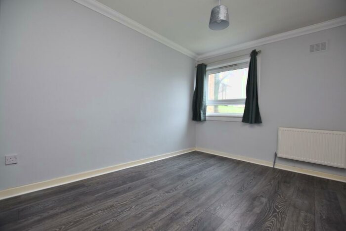 1 Bedroom Flat To Rent In Banner Road, Glasgow, G13