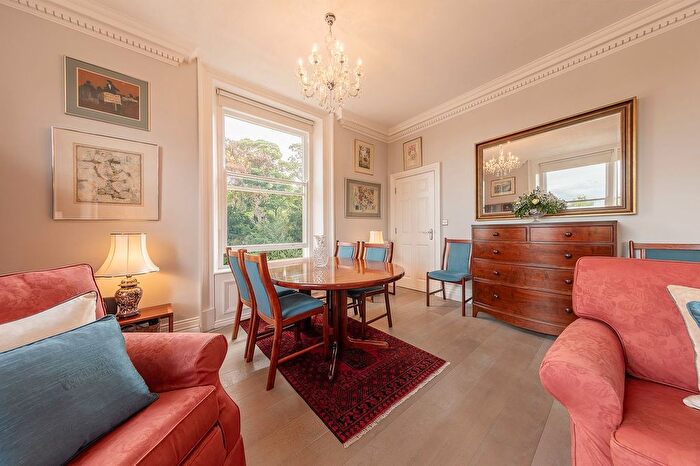 2 Bedroom Flat For Sale In Leicester Road, Oadby, Leicester, LE2
